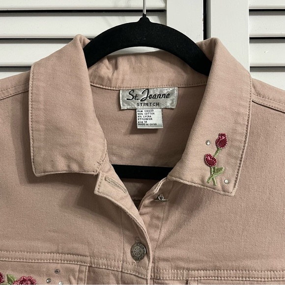 St Joanne Pink Denim Vest Embroidered Rose Vintage Sz M Cottage Western Grandma - Picture 2 of 11